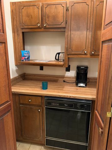 30 W Paradise Dr, Winchester, TN 37398