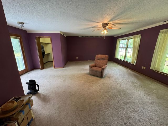 30 W Paradise Dr, Winchester, TN 37398