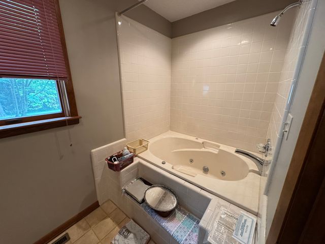 30 W Paradise Dr, Winchester, TN 37398