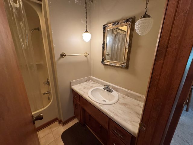 30 W Paradise Dr, Winchester, TN 37398