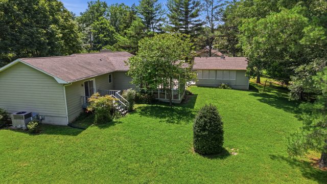 30 W Paradise Dr, Winchester, TN 37398