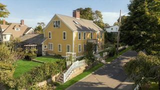 25 Ship St, Hingham, MA 02043