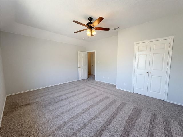 954 S Old Orchard Lane, Lewisville, TX 75067