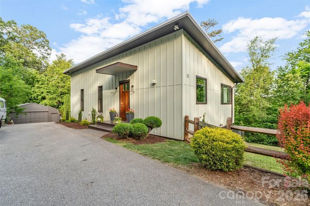 21, 13 Wild Pine Court, Leicester, NC 28748