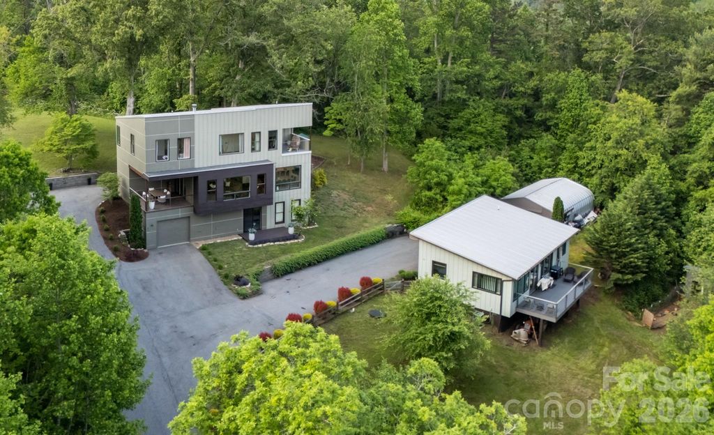 21, 13 Wild Pine Court, Leicester, NC 28748