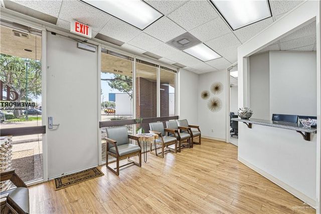 5801 N 10th Street 400, Mcallen, TX 78504