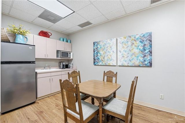 5801 N 10th Street 400, Mcallen, TX 78504
