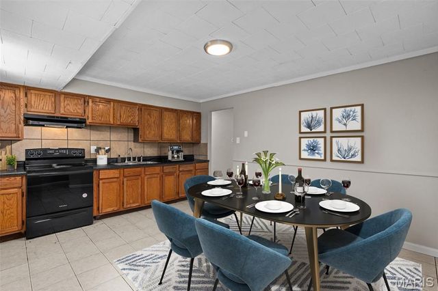 333 Lanark Road, St Louis, MO 63137