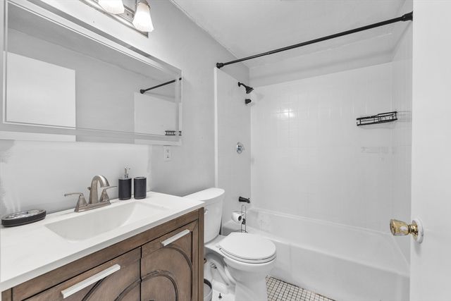 223 Warren St 223, Randolph, MA 02368