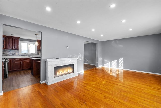 223 Warren St 223, Randolph, MA 02368