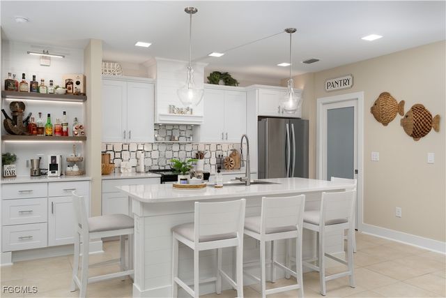 8824 Cascade Price CIR, North Fort Myers, FL 33917