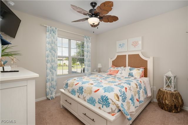 8824 Cascade Price CIR, North Fort Myers, FL 33917