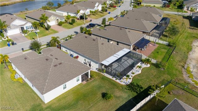 8824 Cascade Price CIR, North Fort Myers, FL 33917