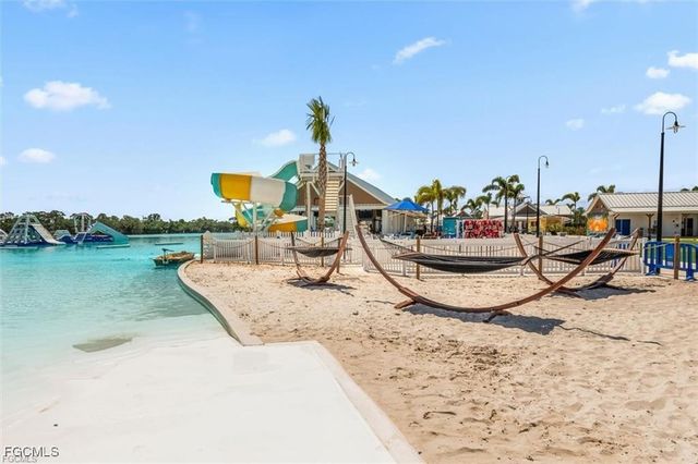 8824 Cascade Price CIR, North Fort Myers, FL 33917