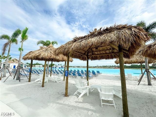 8824 Cascade Price CIR, North Fort Myers, FL 33917