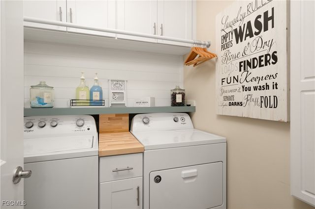 8824 Cascade Price CIR, North Fort Myers, FL 33917