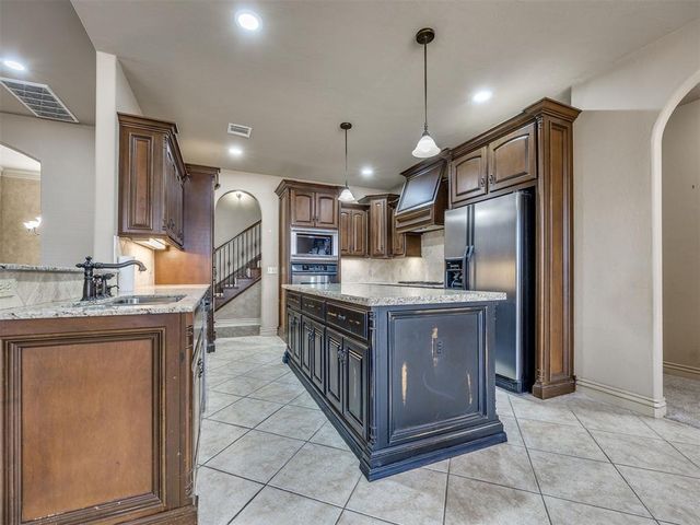 3117 Summit Crossing Parkway, Norman, OK 73071