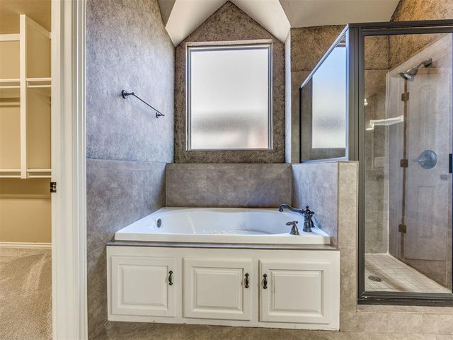 3117 Summit Crossing Parkway, Norman, OK 73071