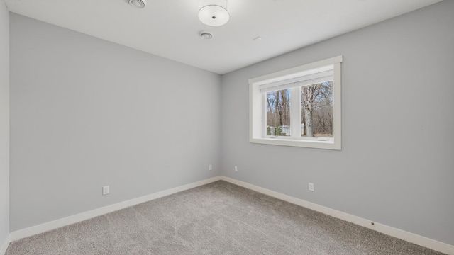 2801 Tee Time Road SE, Rochester, MN 55904