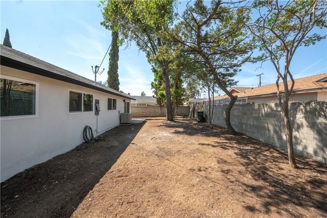 1437 E I Street, Ontario, CA 91764