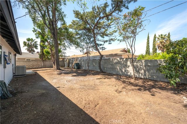 1437 E I Street, Ontario, CA 91764