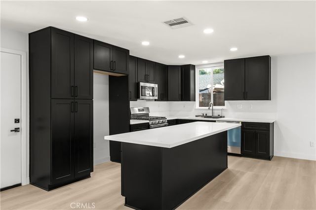 1437 E I Street, Ontario, CA 91764