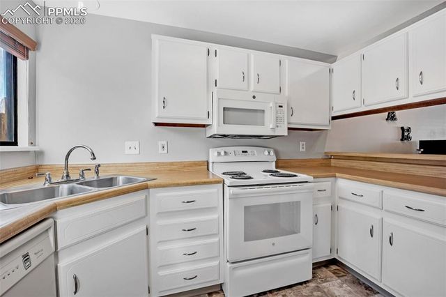 3921 Berkley Court, Colorado Springs, CO 80906