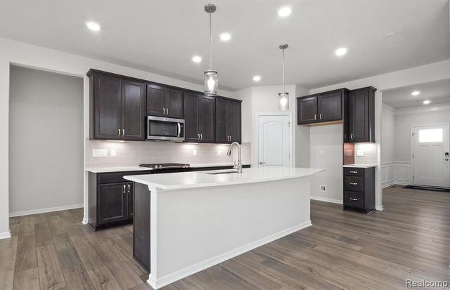 50327 Cromwell Street, Canton, MI 48188