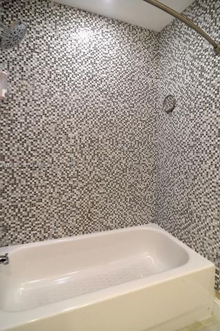 3020 NW 125th Ave 311, Sunrise, FL 33323