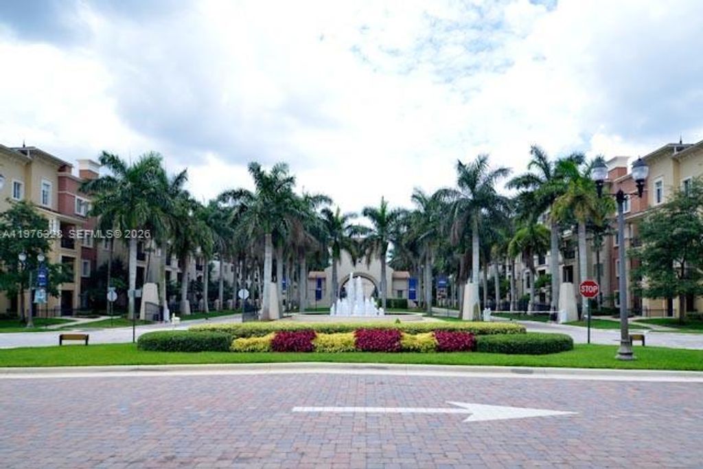 3020 NW 125th Ave 311, Sunrise, FL 33323