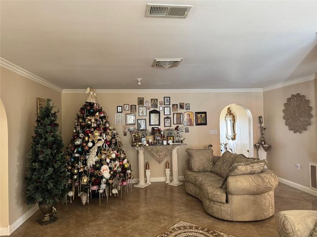 9201 BARRINGTON LANE, Port Richey, FL 34668