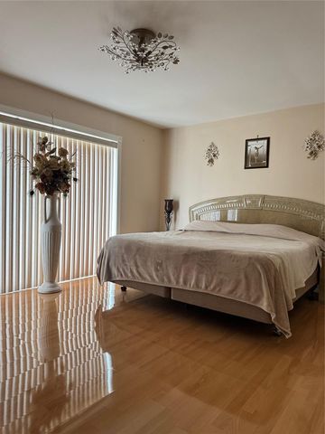 9201 BARRINGTON LANE, Port Richey, FL 34668