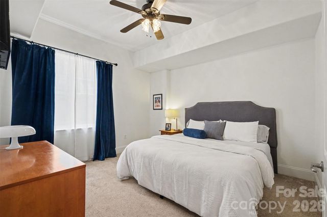 4625 Piedmont Row Drive 602, Charlotte, NC 28210