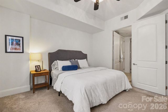 4625 Piedmont Row Drive 602, Charlotte, NC 28210