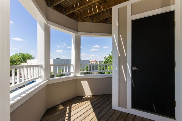 318 Rindge Ave 304, Cambridge, MA 02140