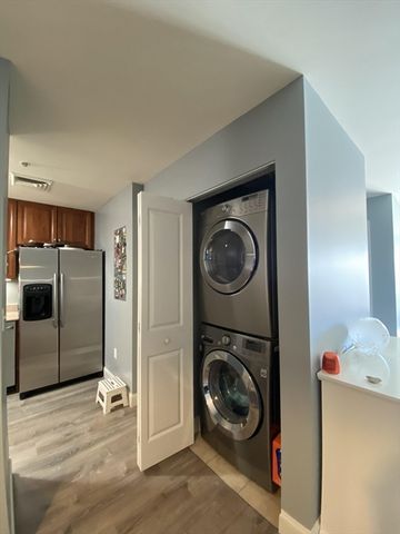 318 Rindge Ave 304, Cambridge, MA 02140