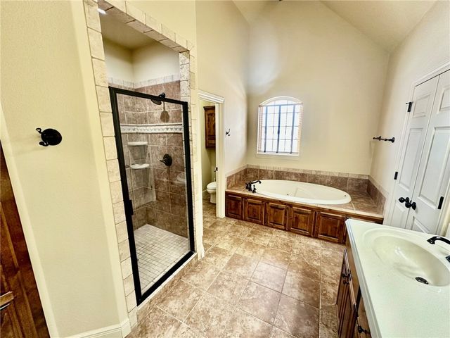 6507 W Valley View Road, Rogers, AR 72758