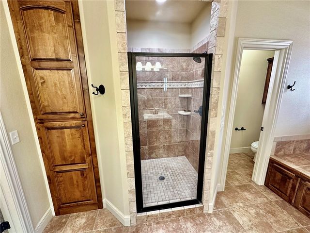 6507 W Valley View Road, Rogers, AR 72758