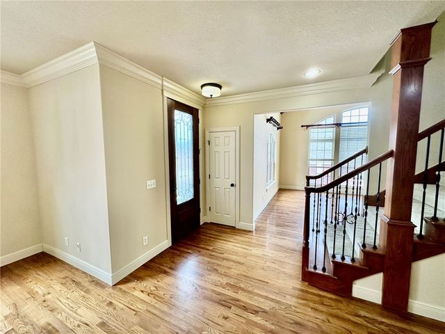 6507 W Valley View Road, Rogers, AR 72758