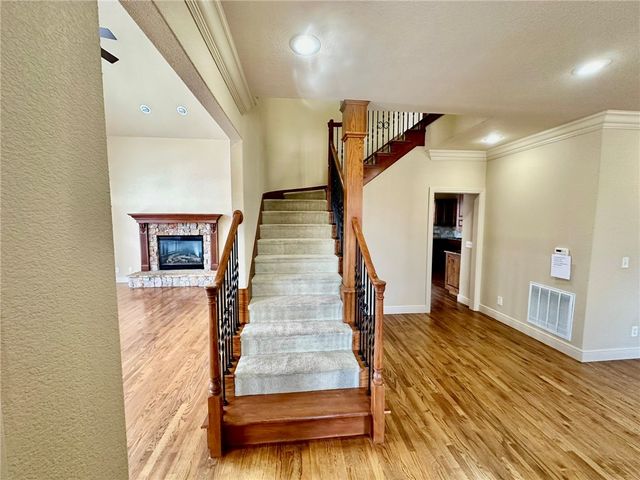 6507 W Valley View Road, Rogers, AR 72758