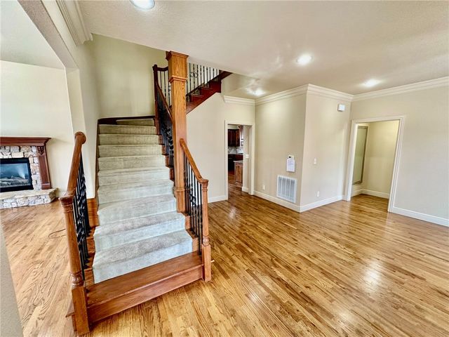 6507 W Valley View Road, Rogers, AR 72758