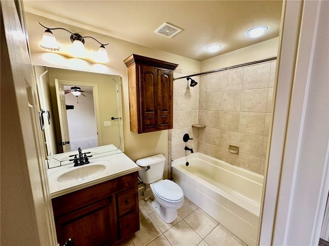 6507 W Valley View Road, Rogers, AR 72758
