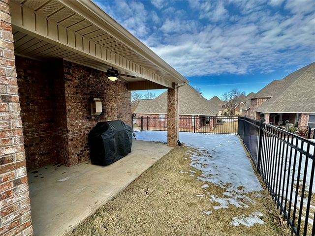 6507 W Valley View Road, Rogers, AR 72758