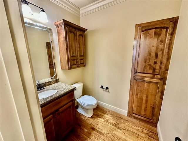6507 W Valley View Road, Rogers, AR 72758