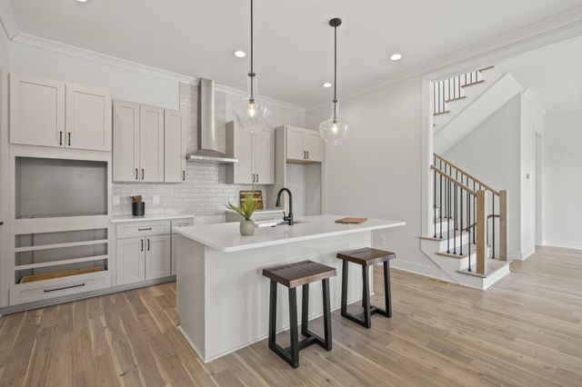 5737 Butternut Drive, Lewis Center, OH 43035