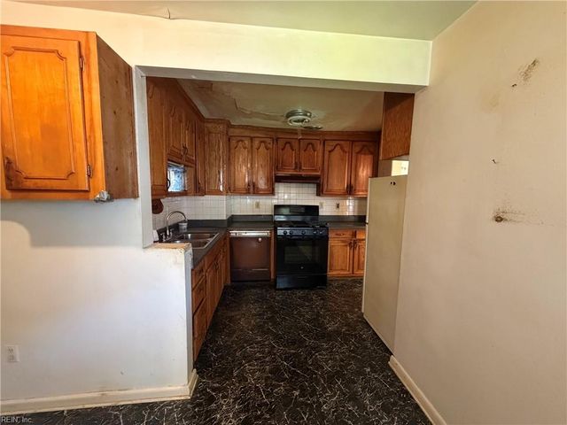 851 Widgeon RD, Norfolk, VA 23513