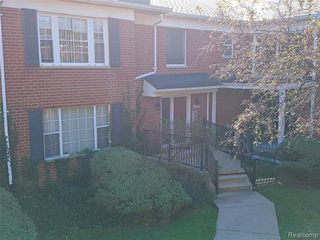 27654 E Echo Valley E Street 232, Farmington Hills, MI 48334