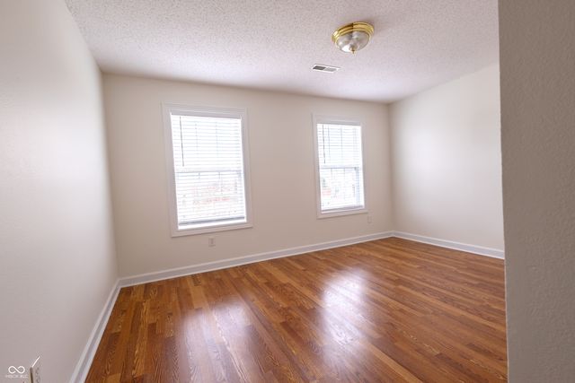1750 Buckeye Court, Greenwood, IN 46143
