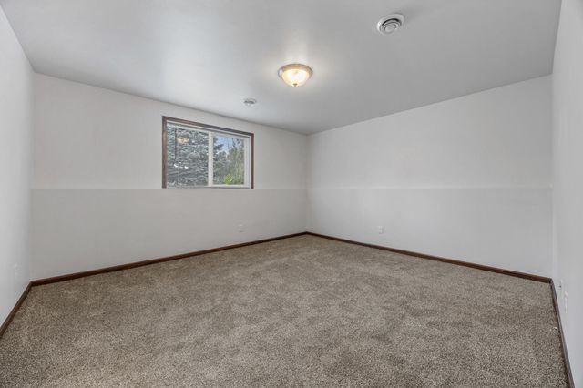 2239 35th Street Circle S, Moorhead, MN 56560