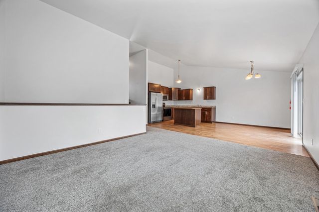 2239 35th Street Circle S, Moorhead, MN 56560